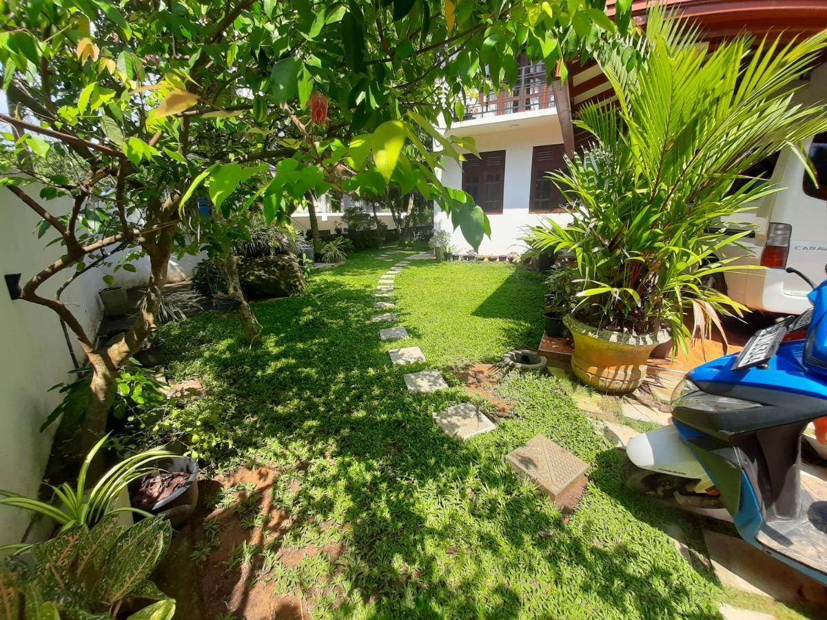 Abinu"S Place Dikwella Sur Exterior foto