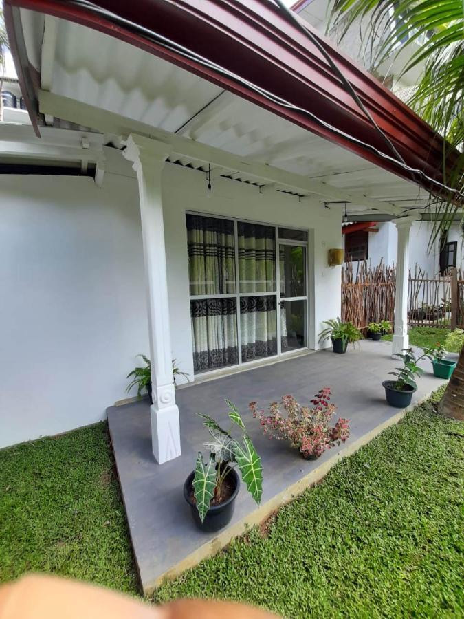 Abinu"S Place Dikwella Sur Exterior foto